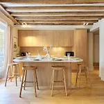 Apartman Superb Notre Dame De By Studioprestige