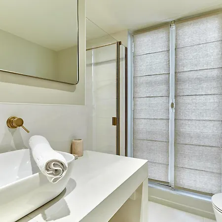 Apartment Superb Notre Dame De By Studioprestige *